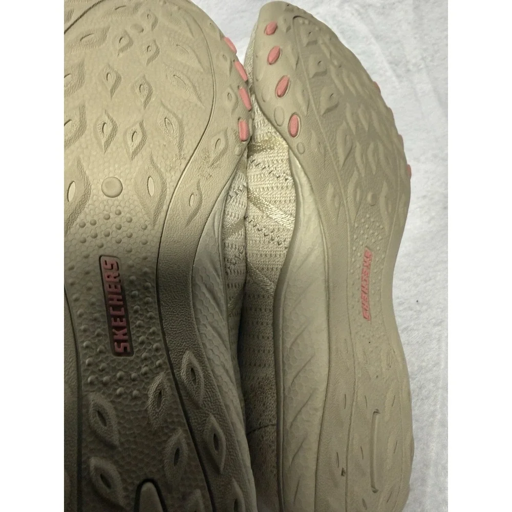 Skechers Relaxed Fit Air-Cooled Memory Foam Women's Beige Slip-On Shoes Size 5.5